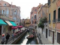 Photo Reference of Venice Street 0012